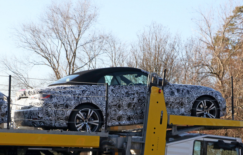 「デビューは今年後半？　BMW・4シリーズ カブリオレ次期型プロトタイプ、ついに生産パーツを装着」の7枚目の画像
