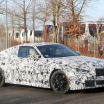 「新ボディカラーが露出！　新型BMW M4クーペ、デビューは今夏か？」の4枚目の画像ギャラリーへのリンク