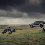 新型ランドローバー「DEFENDER」が映画『007』シリーズ最新作『NO TIME TO DIE』に登場 - LANDROVER_DEFENDER_2020218_2