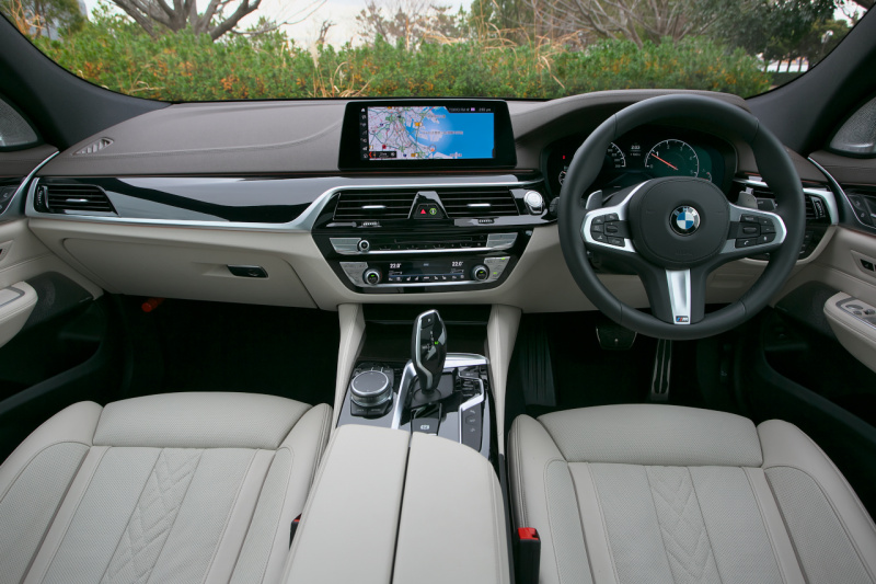 「BMW623d GTは満タン1回で本場の豚骨ラーメンが食べられる!?　驚異的なロングツアラー性能を発揮」の8枚目の画像