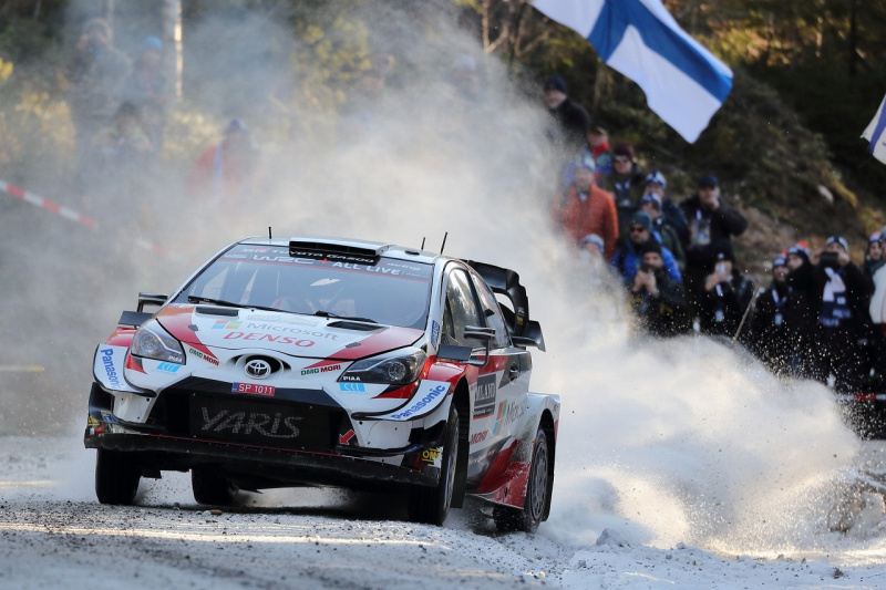 「WRC第2戦スウェーデン1日目。ヤリスWRCのエバンス選手が首位に立つ！」の1枚目の画像