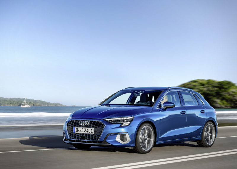 「4代目の新型Audi A3 Sportbackがデビュー。まずは3つのエンジンから市場投入【新車】」の1枚目の画像