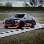 「3つのモーターを備えた初の量産EV「Audi e-tron Sモデル」の駆動コンセプトを披露【新車】」の17枚目の画像ギャラリーへのリンク