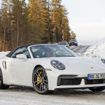 「これが実車だ！　新型 ポルシェ・911 ターボSカブリオレ、豪雪に初出現」の2枚目の画像ギャラリーへのリンク