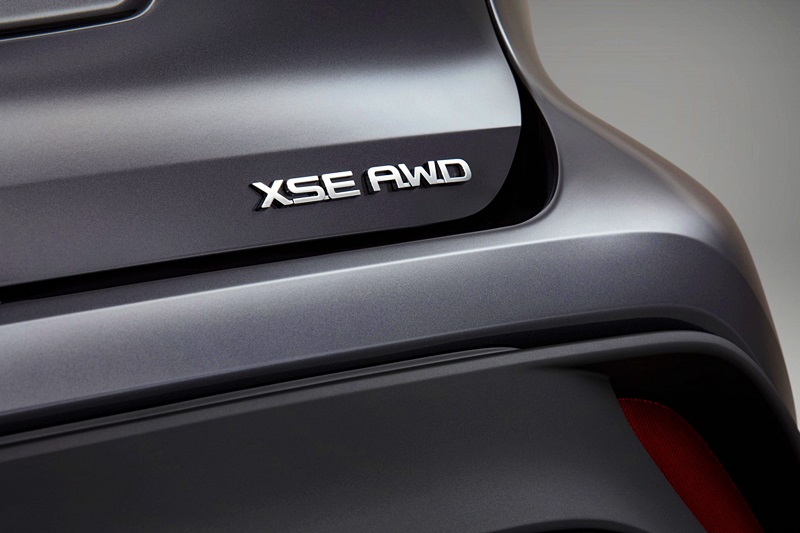 「新型トヨタ・ハイランダーのスポーツモデル「XSE」グレードが新登場」の6枚目の画像