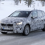 BMWのミニバン「2シリーズ アクティブツアラー」、次期型の変更点をチェック - Spy-Photo