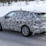 BMWのミニバン「2シリーズ アクティブツアラー」、次期型の変更点をチェック - Spy-Photo