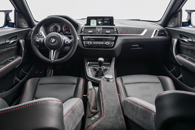 「発売と同時に完売の新型「BMW M2 CS」は、ベース車から40PS向上のモンスターFRコンパクト【新車】」の13枚目の画像