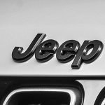 「ジープ・コンパスに200台限定車の「ナイトイーグル」を設定【新車】」の10枚目の画像ギャラリーへのリンク