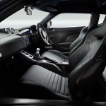「ATも選択可能な「ロータス・エヴォーラ GT410」は快適性にも配慮した装備が魅力【新車】」の9枚目の画像ギャラリーへのリンク