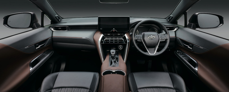 「4代目トヨタ新型ハリアーはクーペ風のエレガントさで2020年6月発売。2WD、ハイブリッドも登場【新型TOYOTA HARRIER】」の5枚目の画像