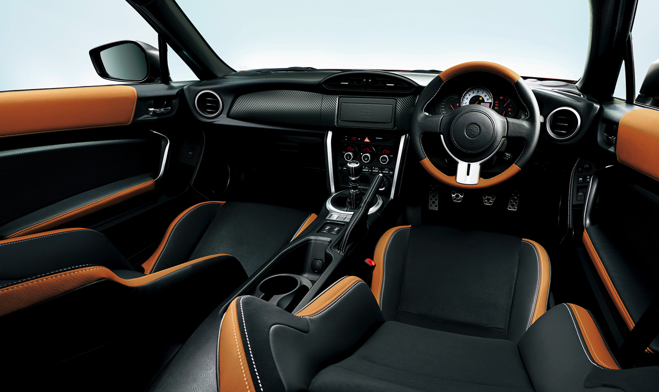 もはや絶滅危惧種 新車でマニュアル仕様がある国産スポーツ オープンカー11選 年版 Clicccar Com