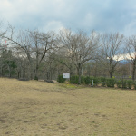 【高速サービスエリア ドッグラン 関東】東名・鮎沢SA（上り）は東京に最も近くて天然芝でのんびりと自然を満喫できる穴場スポット - drive_dogrun_008