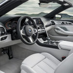 「BMW 8シリーズクーペ／カブリオレに「シルキー6」のガソリンエンジンを追加【新車】」の1枚目の画像ギャラリーへのリンク