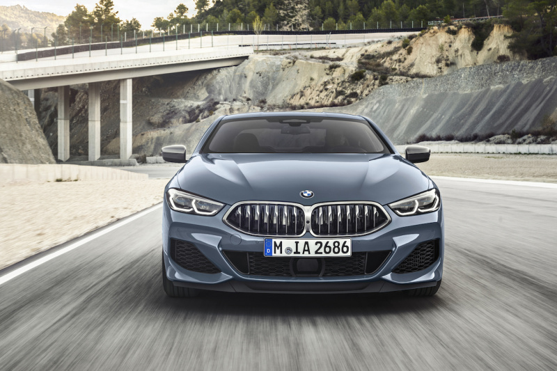 「BMW 8シリーズクーペ／カブリオレに「シルキー6」のガソリンエンジンを追加【新車】」の12枚目の画像
