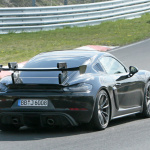 「911 GT3をも追い詰める!?　ポルシェ・ケイマン GT4RSは最大500馬力発揮か？」の9枚目の画像ギャラリーへのリンク