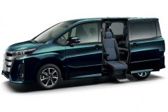 高齢の家族がいる人におすすめ 車高が高くても乗り降りが楽な 電動回転シート 付きミニバン Suv Clicccar Com