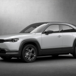 「マツダ初のピュアEV「Mazda MX-30」の生産を開始!! 「e-SKYACTIV」搭載し欧州で先行予約、気になる価格は？」の3枚目の画像ギャラリーへのリンク