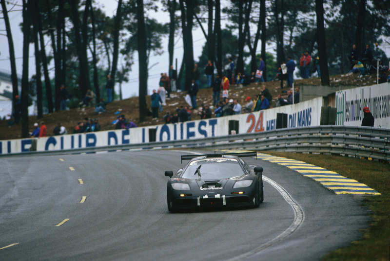 「1995年のル・マン24時間レース優勝を記念した50台限定車「720S ル・マン」が発表」の3枚目の画像