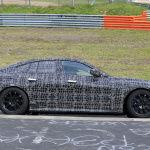 プロトタイプがニュル登場！　新型・BMW 4シリーズ、ラグジュアリーな5ドア「グランクーペ」設定へ - Spy-Photo