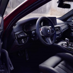 「BMW M5/M5コンペティションがフェイスリフト。キドニーグリルの存在感が抜群に」の1枚目の画像ギャラリーへのリンク