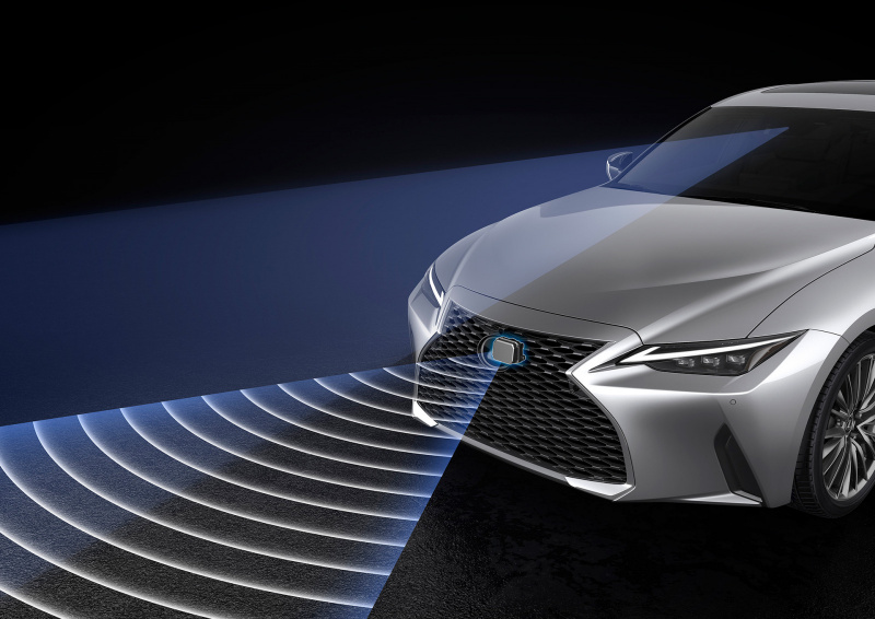 「新型レクサスISには最新の車載インフォテイメント、先進安全装備が搭載」の18枚目の画像