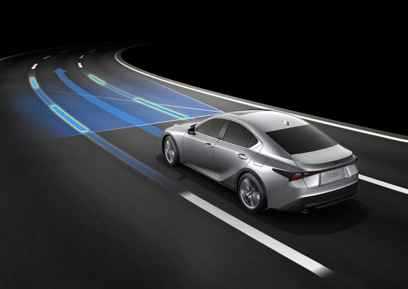 「新型レクサスISには最新の車載インフォテイメント、先進安全装備が搭載」の19枚目の画像
