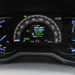 「トヨタRAV4 PHVのEV走行距離は95km、0-100km/h加速は6.0秒の俊足SUV【新車】」の11枚目の画像ギャラリーへのリンク