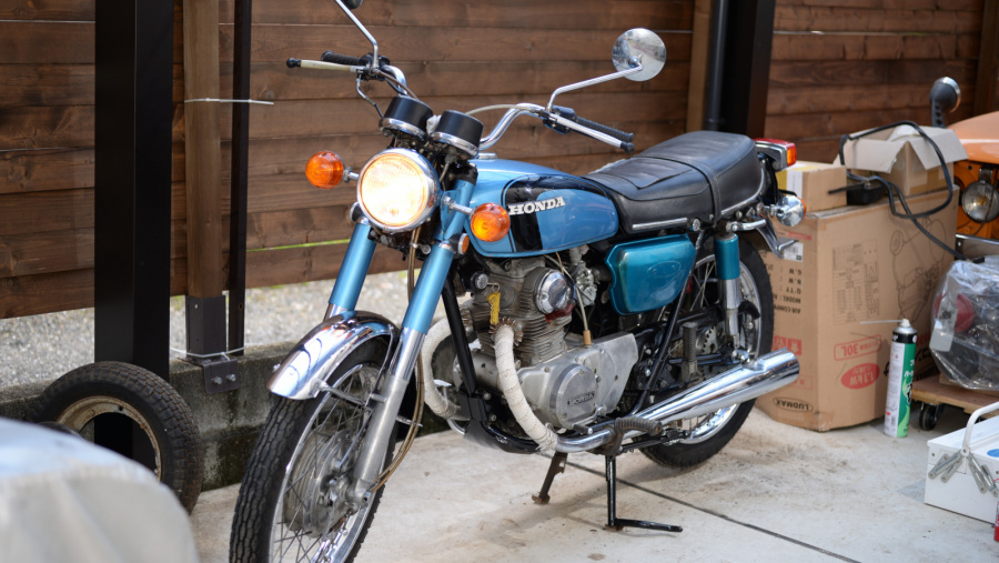 旧車再生の基本 エンジンオイル交換と各部の調整 49年前のcb125は直るのか 素人再生記 Clicccar Com