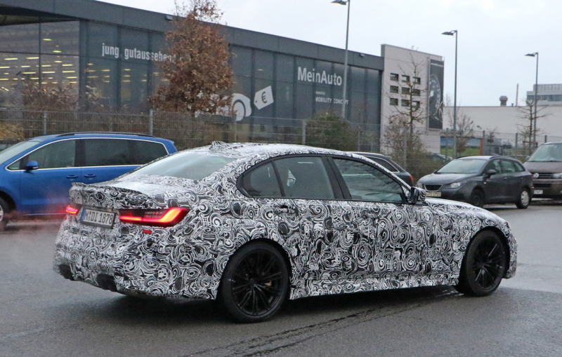 「新型BMW M3が公式リーク！　ニュルブルクリンクで高速テストを開始」の6枚目の画像