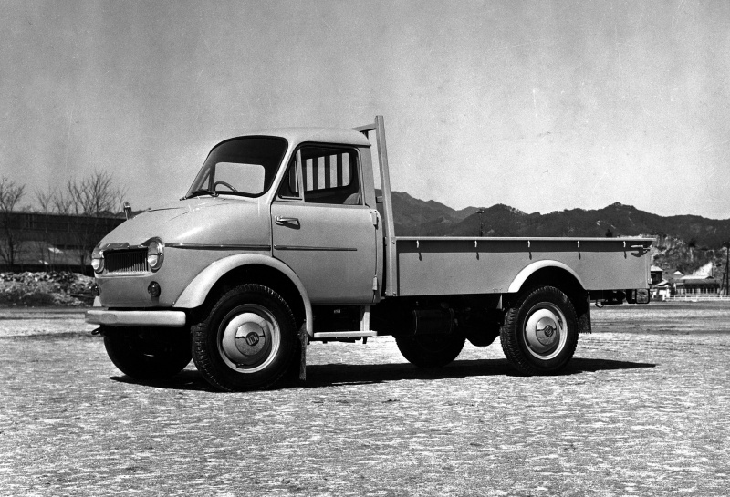 マツダDMA型「ロンパー」（1958（昭和33）年4月）。