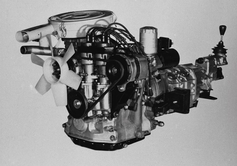 L10Aエンジン。