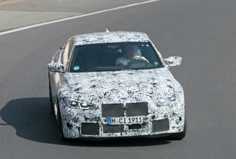 「「ミニM8」が姿を現す。BMW M3の市販型プロトタイプをキャッチ」の6枚目の画像