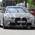 BMW M4に460馬力のエントリーモデル「ピュア」が設定!? - Spy shot of secretly tested future car