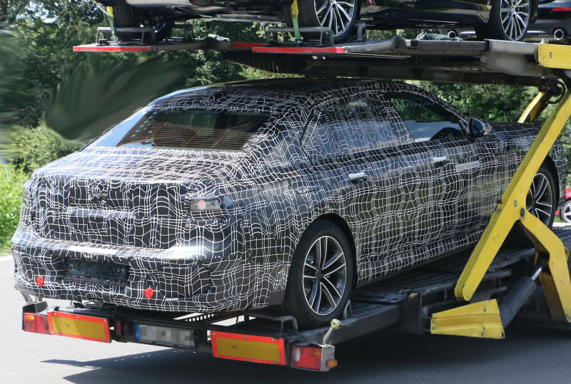 「BMWに650馬力の最強セダン設定へ。フルEV「i7」のデビューは2022年」の18枚目の画像
