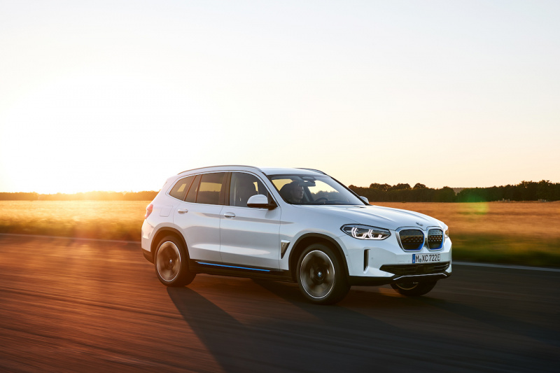 「バッテリーEVの新型「BMW iX3」は、最大460kmの航続距離を実現」の7枚目の画像