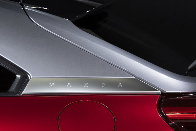 「意外？妥当？MAZDA MX-30日本仕様ではマイルドハイブリッドで2020年秋発売開始、 EVモデルは今年度中にリース販売」の31枚目の画像