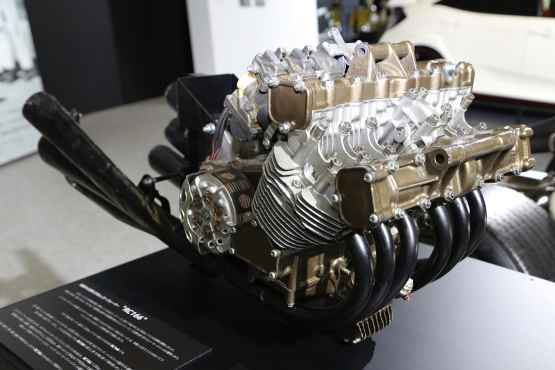 ホンダ伝説的f1 Ra300 2輪レーサー Rc166 から最新シビック タイプrが協演 オートモビルカウンシル Clicccar Com