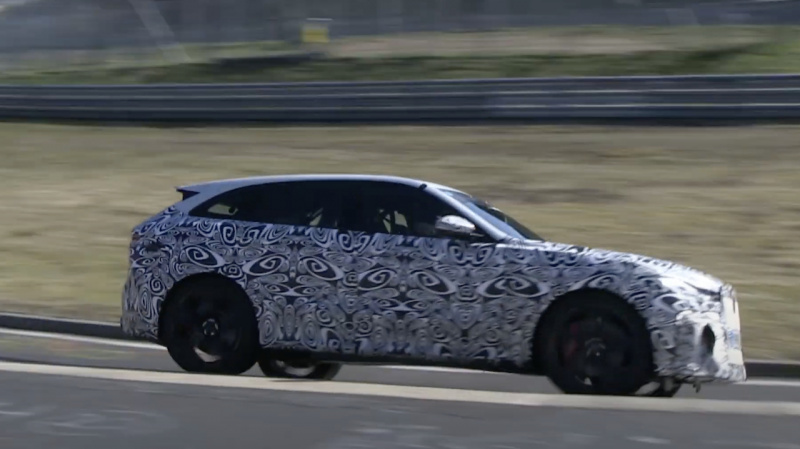 「BMW製V8サウンドか？ ジャガー最強SUV「F-Pace SVR」改良型、ニュルで高速テスト！」の6枚目の画像