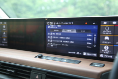 Honda Eの超未来感あふれる5スクリーンのインパネ クラウドaiによる音声操作もまるで未来のクルマ Clicccar Com