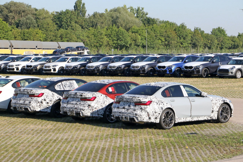 「新型BMW M3の高性能コンペティションモデルをスクープ！」の13枚目の画像