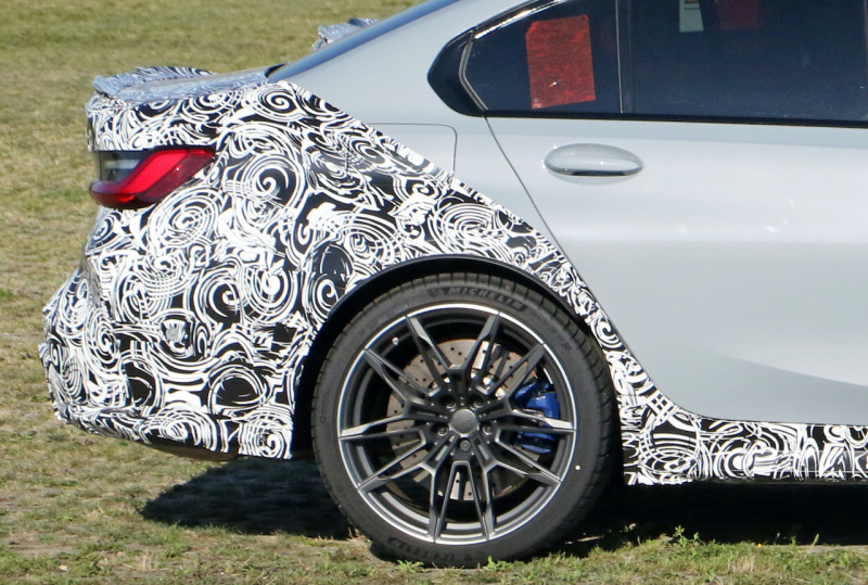 「新型BMW M3の高性能コンペティションモデルをスクープ！」の4枚目の画像