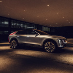 「キャデラック」ブランド初となる100％電気自動車・リリックが世界初公開 - Cadillac LYRIQ pairs next-generation battery technology with a b