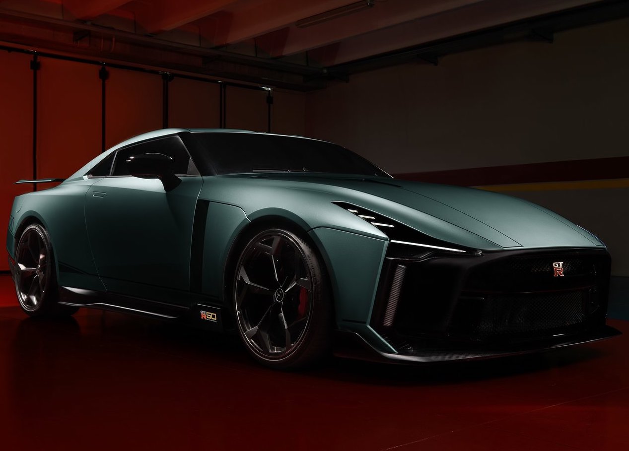 日産gt R次期型のデビューは23年 ハイブリッド技術をレースカーから導入 Clicccar Com
