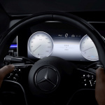 ワールドプレミア直前。お盆休み前の東京で、未発表の次期「ベンツSクラス」極秘の公道テストを激写 - Meet the S-Class DIGITAL: „My MBUX” (Mercedes-Benz User Experience): Unterwegs daheim – luxuriös und digital

Meet the S-Class DIGITAL: "My MBUX" (Mercedes-Benz User Experience): At home on the road – luxurious and digital