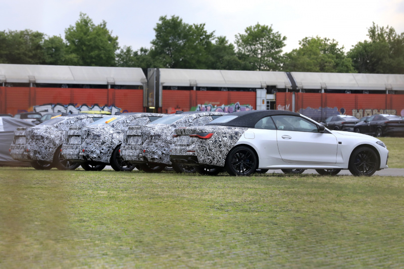「BMW4シリーズ・カブリオレ、これがフロントマスクだ！　クーペと差別化されるメガ・グリル採用」の6枚目の画像