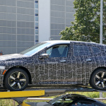 「BMW新型EVクロスオーバーSUV「iX5」、最終デザイン見えてきた！」の10枚目の画像ギャラリーへのリンク