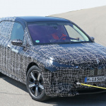 BMW新型EVクロスオーバーSUV「iX5」、最終デザイン見えてきた！ - BMW iNext 3
