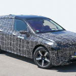 「BMW新型EVクロスオーバーSUV「iX5」、最終デザイン見えてきた！」の3枚目の画像ギャラリーへのリンク