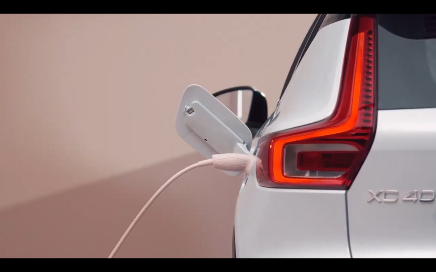 21年内にボルボ初の100 ピュアev Xc40 Recharge Pure Electric を日本で発売 Clicccar Com
